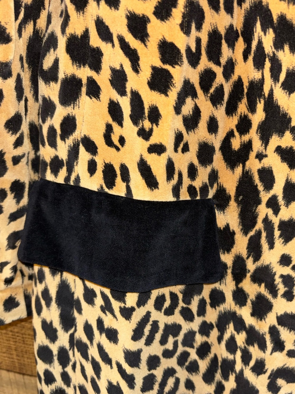 Vintage LoriZoni Leopard Print Velvet Blazer - Picture 2 of 5